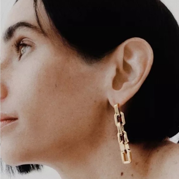 Eddie Borgo Supra Chain Link 12K Gold Finished Earrings New With Tags MSRP $250 - Picture 7 of 10